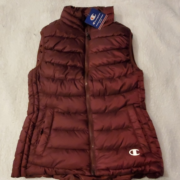 Champion Womens Puffer Vest - Picture 2 of 7